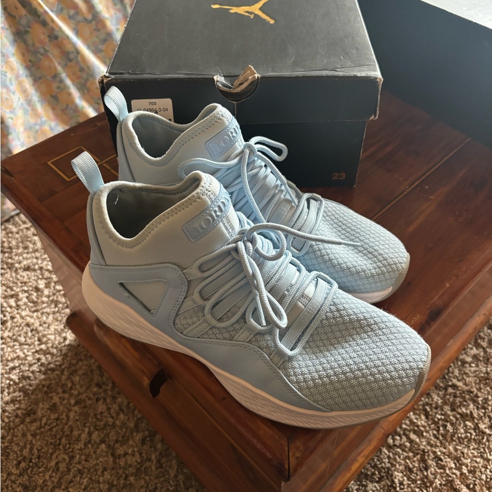 Jordan Formula 23 Ice Blue